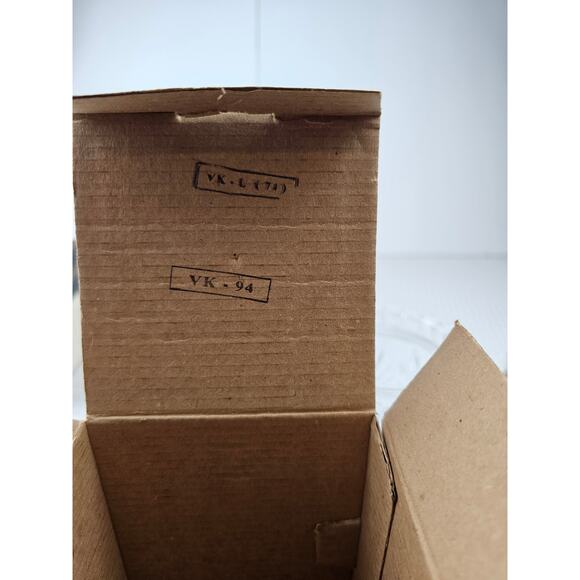 Fifth Avenue Crystal 'Portico' 7.5 Covered Jar New Open Box - Picture 6 of 6